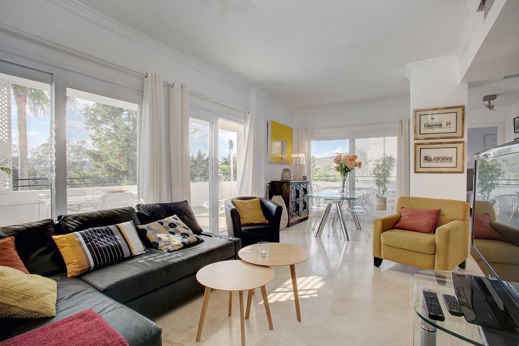 Sunny Golf Apartment Estepona Dış mekan fotoğraf