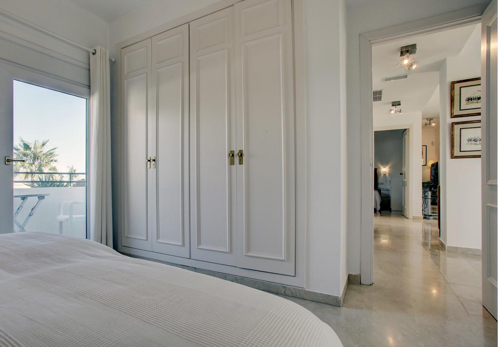 Sunny Golf Apartment Estepona Dış mekan fotoğraf